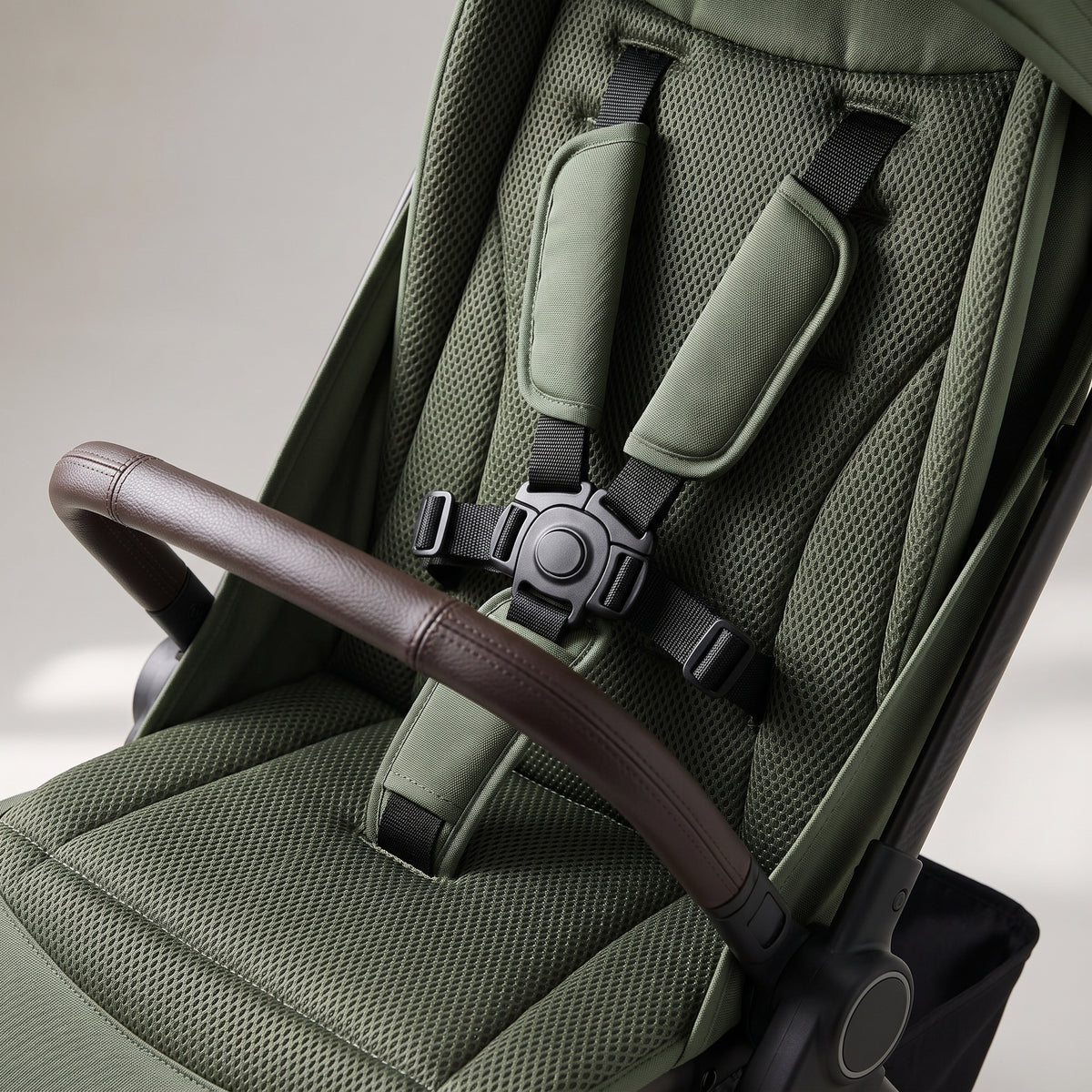 Compact Lightweight Baby Stroller – 11.5LB Ultra-Portable Folding Pushchair with Full Recline & Travel-Friendly Design