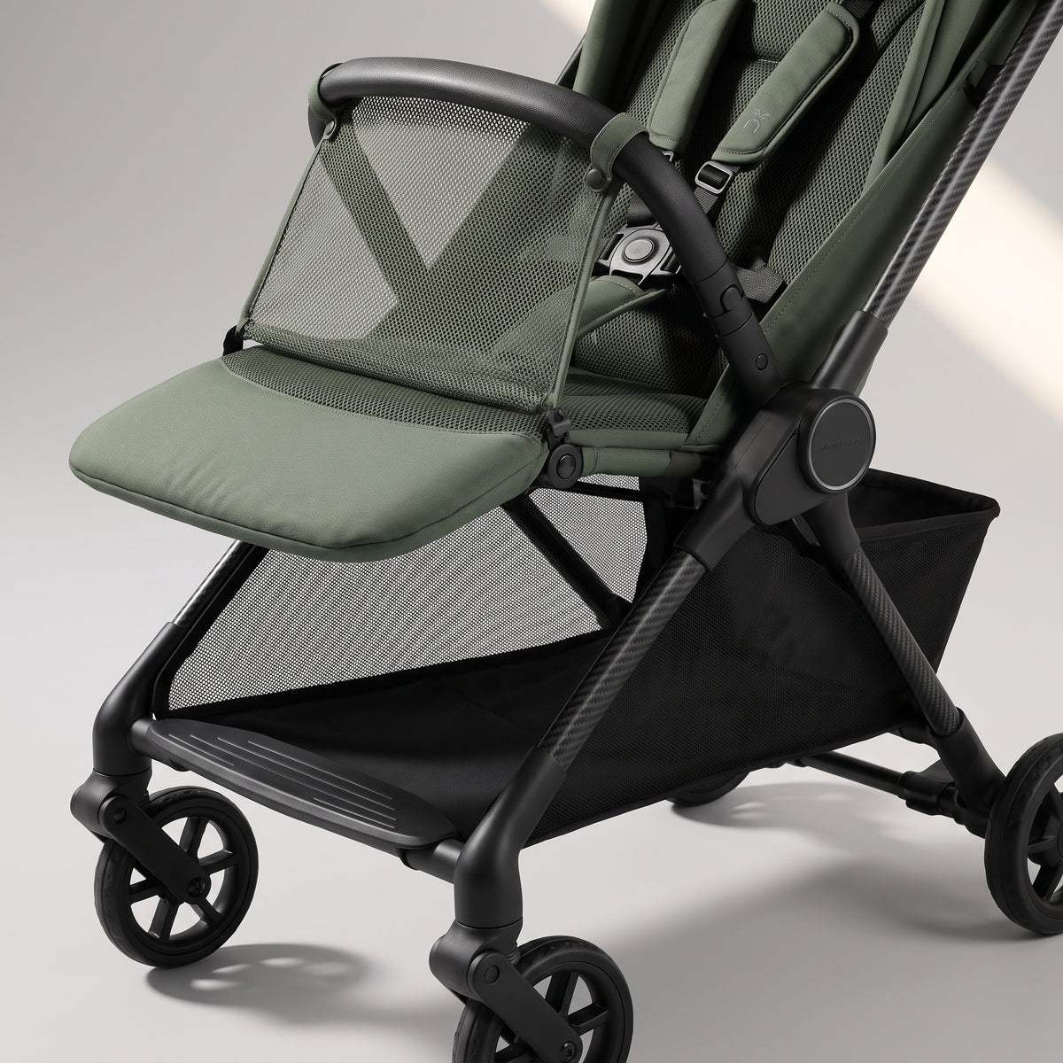 Compact Lightweight Baby Stroller – 11.5LB Ultra-Portable Folding Pushchair with Full Recline & Travel-Friendly Design